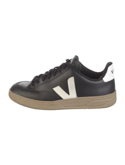 Pre-owned Veja Leather Sneakers In Black