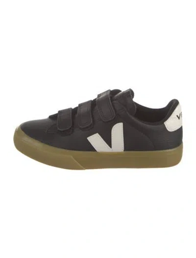 Pre-owned Veja Leather Sneakers In Black