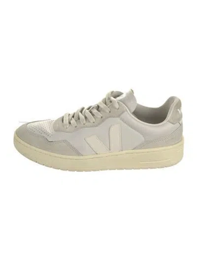Pre-owned Veja Leather Sneakers In Multi