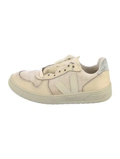 Pre-owned Veja Leather Sneakers In Neutral