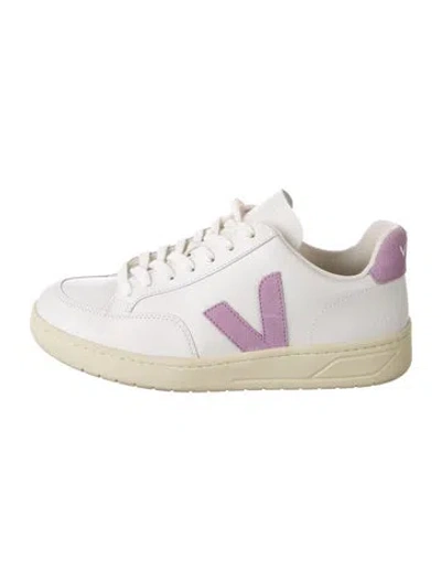 Pre-owned Veja Leather Sneakers In Neutrals