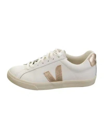 Pre-owned Veja Leather Sneakers In Neutrals