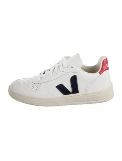 Pre-owned Veja Leather Sneakers In Neutrals