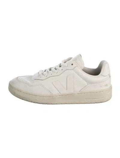 Pre-owned Veja Leather Sneakers In Neutrals/white
