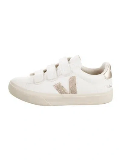 Pre-owned Veja Leather Sneakers In Neutrals/white