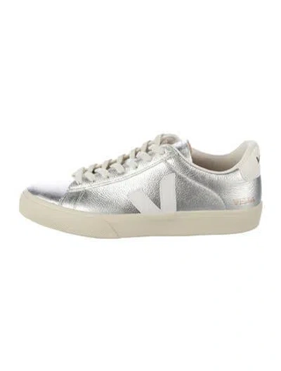 Pre-owned Veja Leather Sneakers In Silver