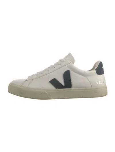 Pre-owned Veja Leather Sneakers In White