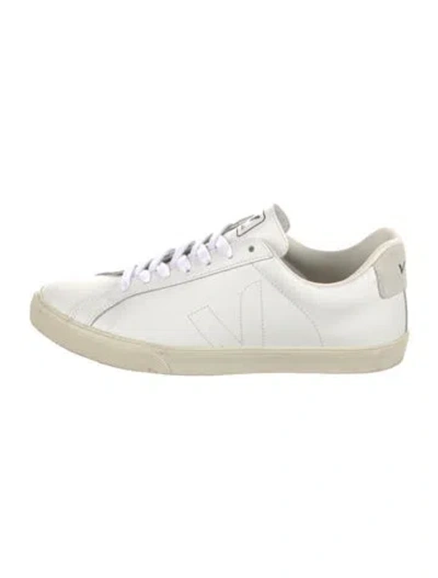 Pre-owned Veja Leather Sneakers In White