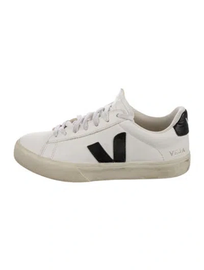 Pre-owned Veja Leather Sneakers In White