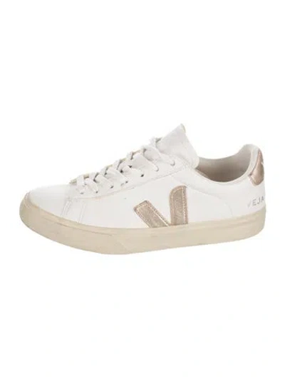 Pre-owned Veja Leather Sneakers In White