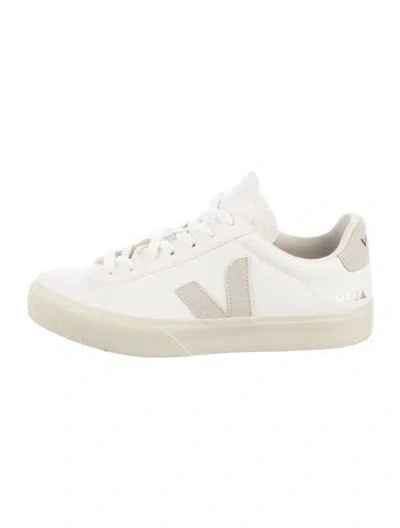 Pre-owned Veja Leather Sneakers In White
