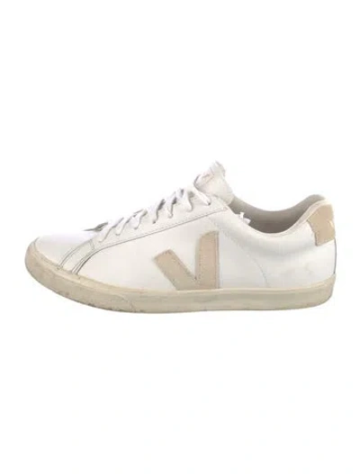 Pre-owned Veja Leather Sneakers In White