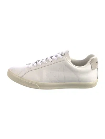 Pre-owned Veja Leather Sneakers In White