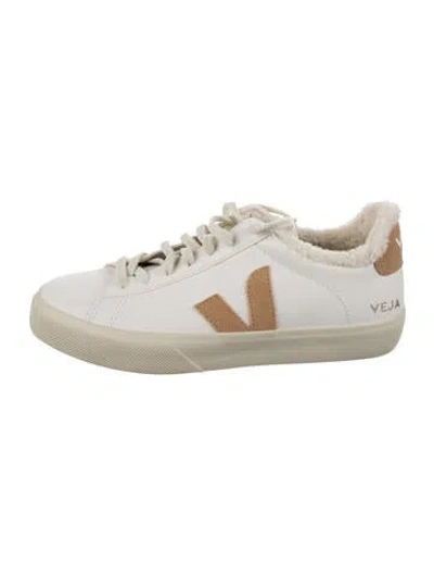 Pre-owned Veja Leather Sneakers In White