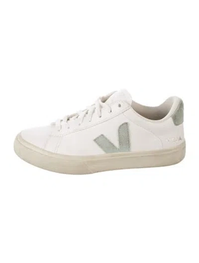 Pre-owned Veja Leather Sneakers In White
