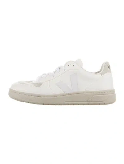 Pre-owned Veja Leather Sneakers In White