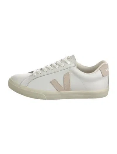 Pre-owned Veja Leather Sneakers In White