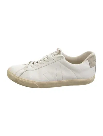 Pre-owned Veja Leather Sneakers In White