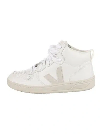 Pre-owned Veja Leather Sneakers In White