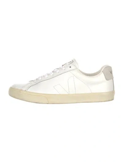 Pre-owned Veja Leather Sneakers In White