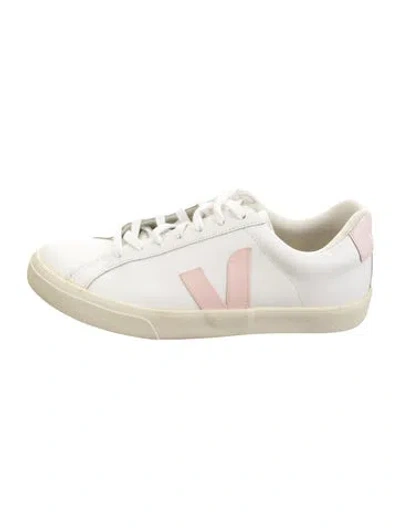 Pre-owned Veja Leather Sneakers In White