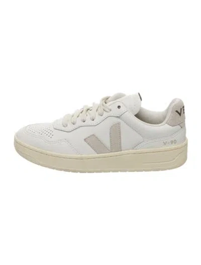 Pre-owned Veja Leather Sneakers In White
