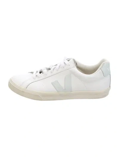 Pre-owned Veja Leather Sneakers In White