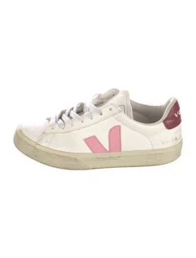 Pre-owned Veja Leather Sneakers In White