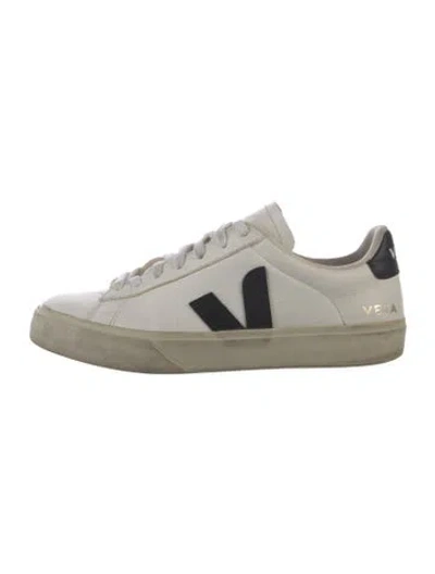 Pre-owned Veja Leather Sneakers In White