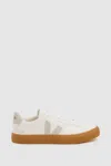 Veja V-10 Sne In Tan