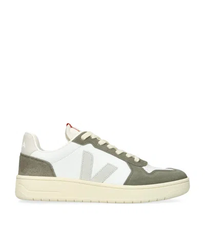 Veja Leather V-82 Sneakers In Green
