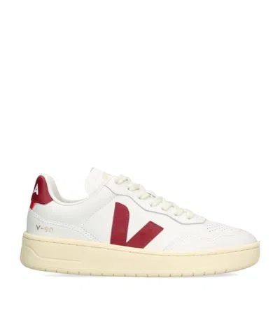 VEJA LEATHER V-90 SNEAKERS