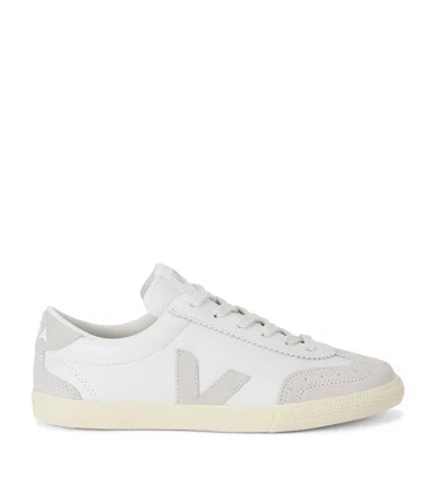 Veja Sneakers In White