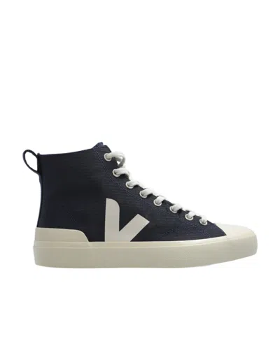 Veja Logo Board Shoes In Black
