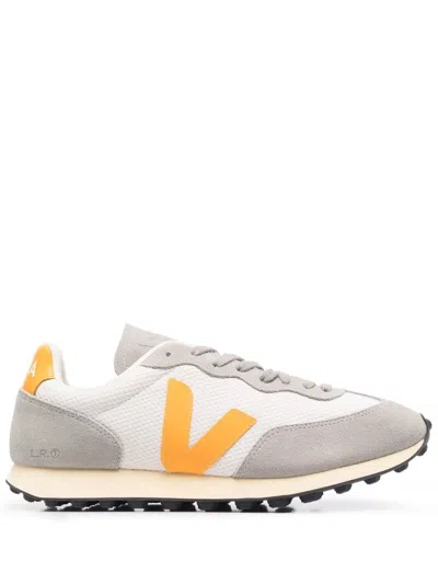 Veja Logo-patch Low-top Sneakers In White