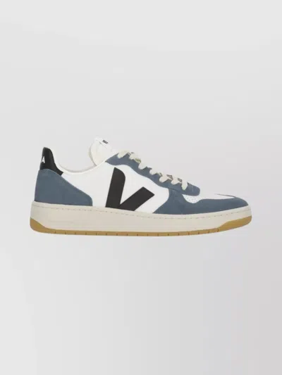 Veja Low Top Sneakers With Round Toe And Logo In Multi