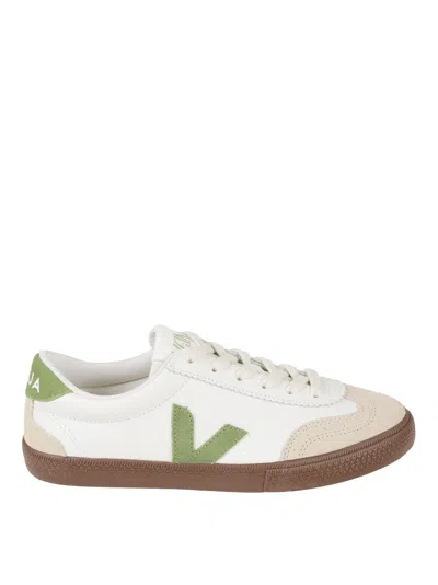Veja Low-top Sneakers With Suede Overlays In White