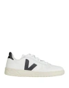 Veja V-10 Cwl Trainers In White