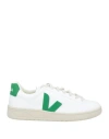 Veja Stylish Sneakers With Emerald Suede Accents In White