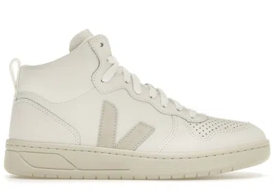 Pre-owned Veja Men's  V15 Leather Sneakers In White