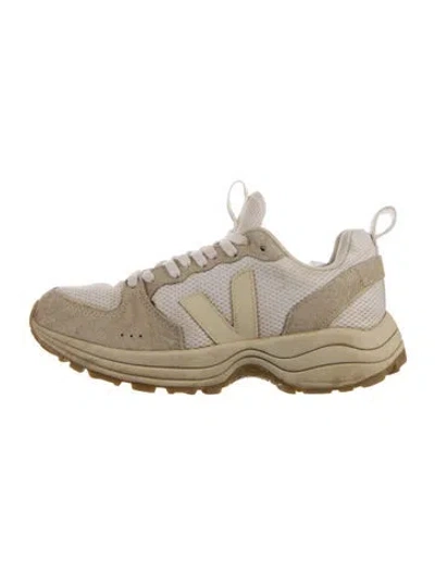 Pre-owned Veja Mesh Chunky Sneakers In White