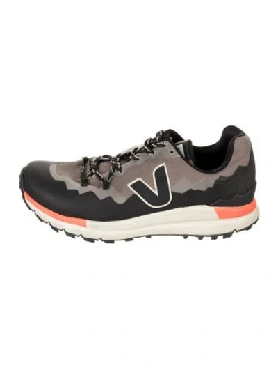 Pre-owned Veja Mesh Colorblock Pattern Athletic Sneakers In Green