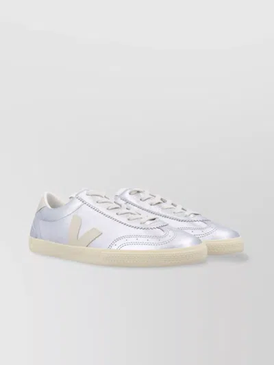 VEJA METALLIC LEATHER SNEAKERS CONTRASTING ACCENTS
