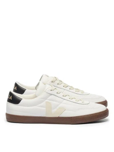 VEJA MINIMALIST LOW-TOP SNEAKERS WITH TEXTURED SOLE