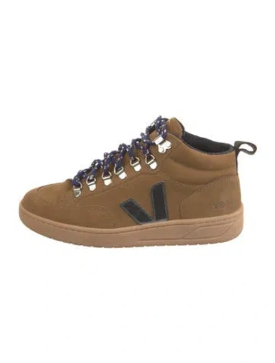 Pre-owned Veja Nubuck Sneakers In Brown