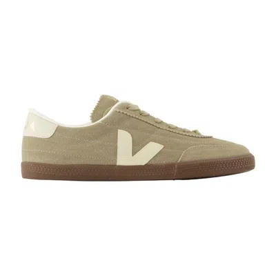 Veja Panenka Sneakers In Brown