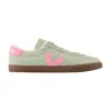 Veja Panenka Sneakers In Green