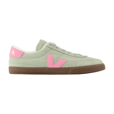 Veja Panenka Sneakers In Green