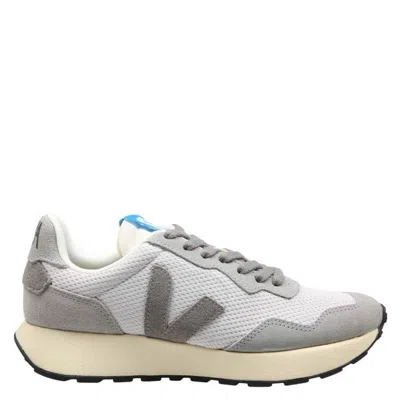 Veja Paulistana Alveomesh Sneakers In Grey