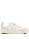 Veja Pierre Sneakers In White